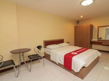 Nida Ramkhamhaeng 814 Campus Hotel